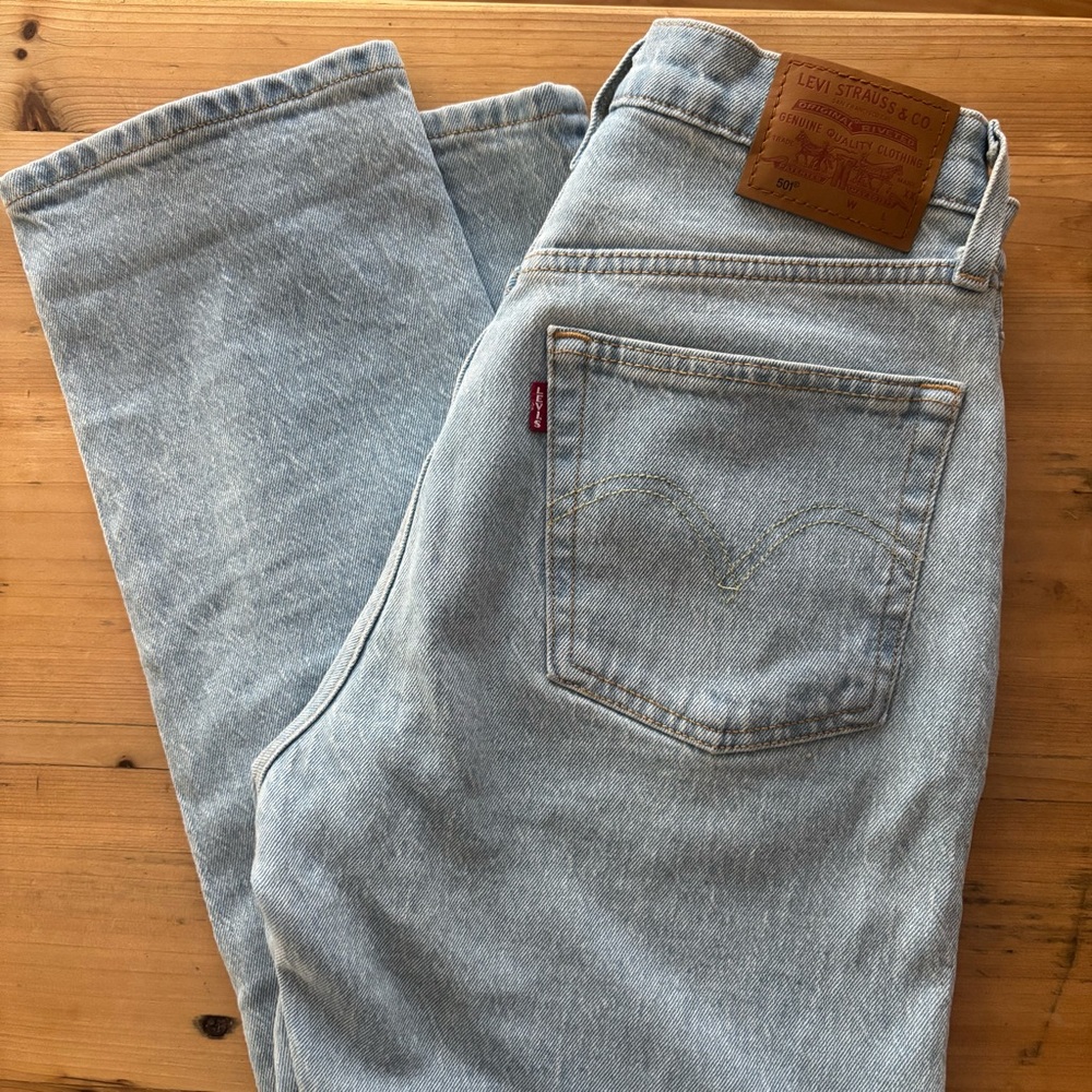 Levi 501 highwaisted straight leg